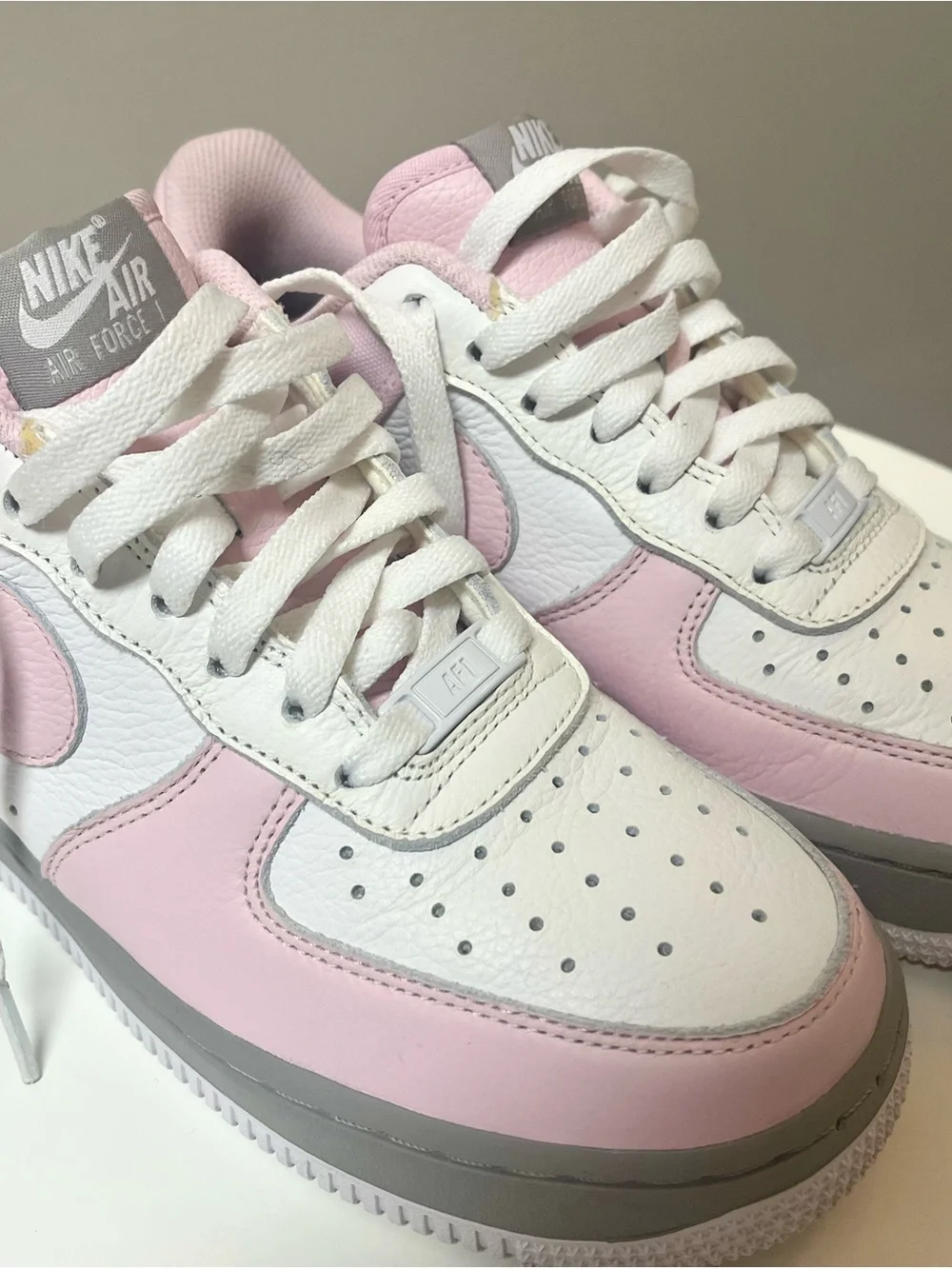 CUSTOM MADE Nike Air Force 1 Low — White, Light Pink & Gray 7.5